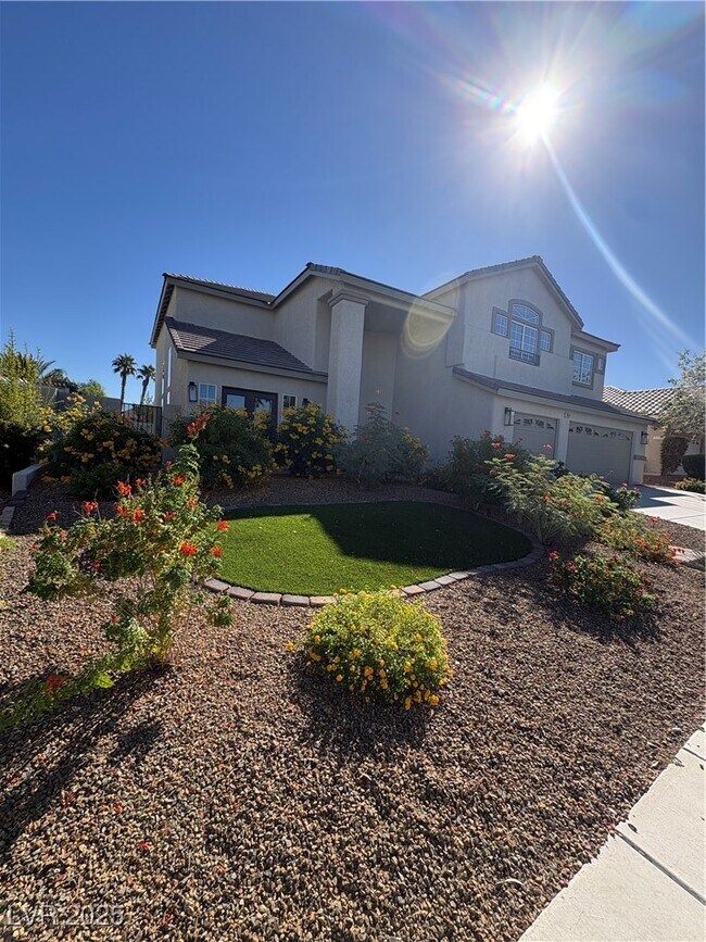 2647 Hourglass Dr in Henderson, NV - Building Photo - Building Photo
