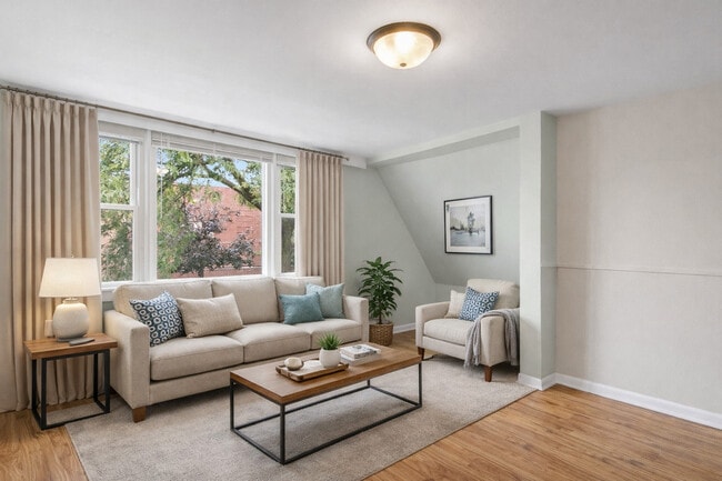 1342 Circle Ave in Forest Park, IL - Building Photo - Building Photo