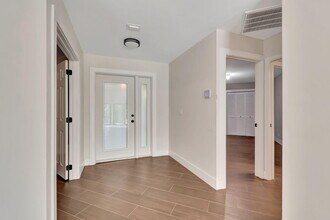 7770 Villa Nova Dr in Boca Raton, FL - Building Photo - Building Photo