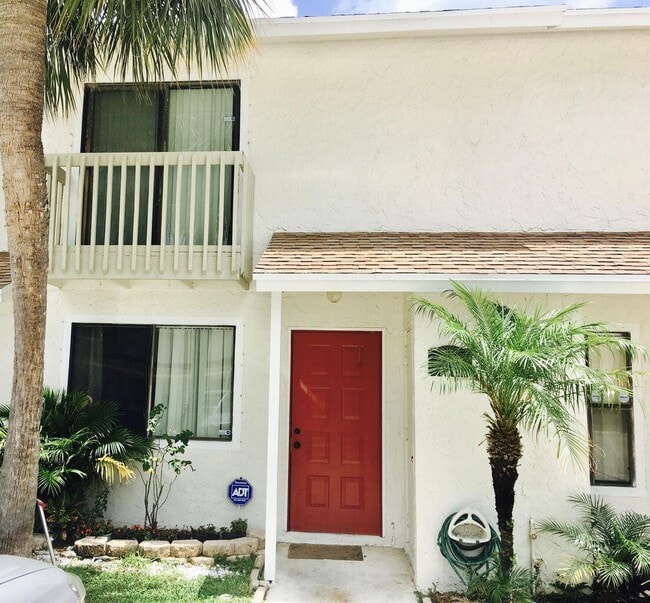 2303 Seaside Dr