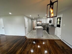 388 Burncoat St in Worcester, MA - Building Photo - Building Photo