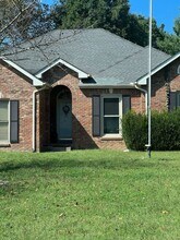 1408 Scarlett O'Hara Ct in Clarksville, TN - Foto de edificio - Building Photo
