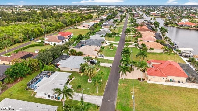 property at 2919 SW 25th St