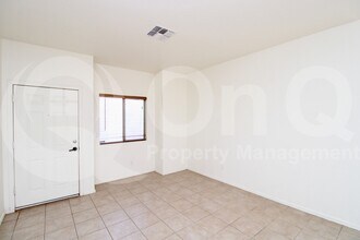 2300 E Magma Rd in San Tan Valley, AZ - Building Photo - Building Photo