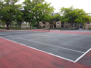 9799 Westview Dr in Coral Springs, FL - Building Photo - Building Photo