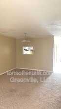 22 Somersett Dr in Spartanburg, SC - Building Photo - Building Photo