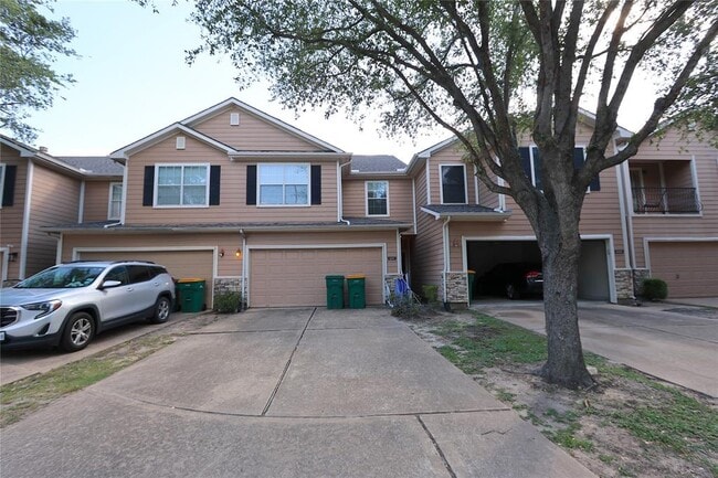 property at 6015 Yorktown Meadow Ln