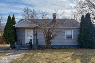 217 E 39th St in Anderson, IN - Building Photo