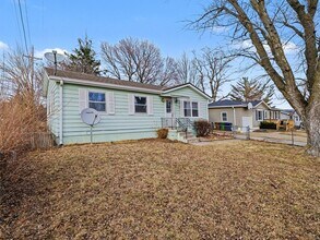 1212 W 15th Ave in Bellevue, NE - Building Photo - Building Photo