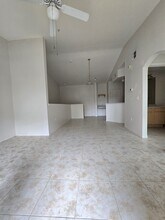 2045 Erving Cir in Orlando, FL - Building Photo - Building Photo