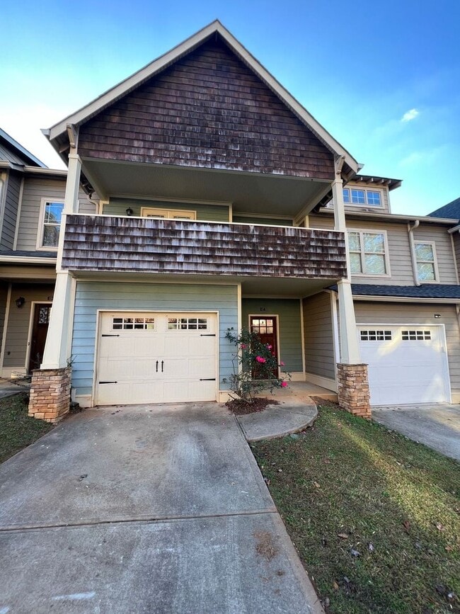 property at 407 N Lake Dr
