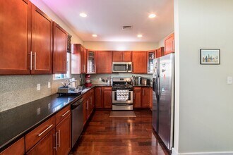 2609 Webster St in Philadelphia, PA - Building Photo - Building Photo
