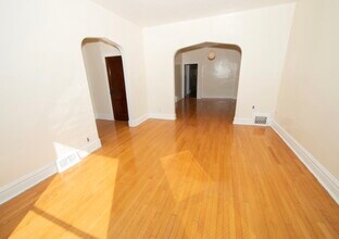 1414 W Winnemac Ave in Chicago, IL - Building Photo - Building Photo