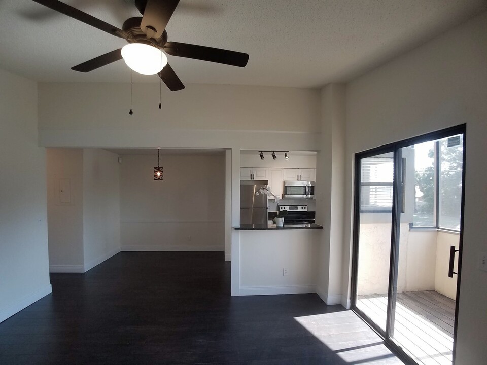 3032 Antique Oaks Cir in Winter Park, FL - Building Photo