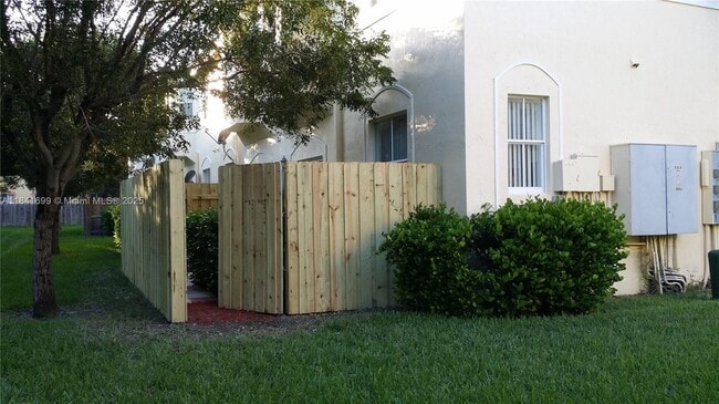 property at 1536 SE 26th St