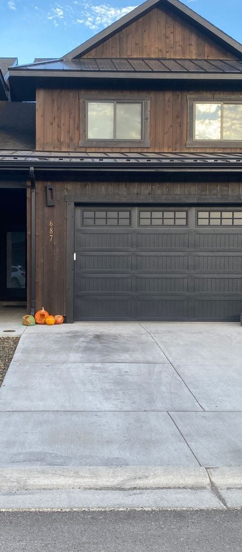 property at 687 Stone Peak Lp