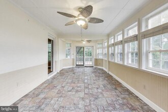 9326 W Parkhill Dr in Bethesda, MD - Building Photo - Building Photo