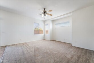 5202 Melbourne Ridge Ct in Las Vegas, NV - Building Photo - Building Photo