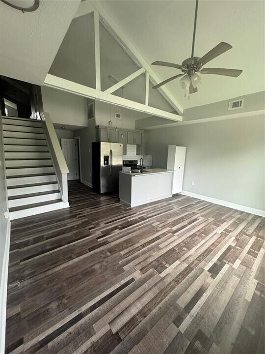 2310 12th Ave in La Marque, TX - Building Photo