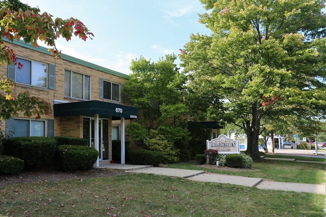 Mill Stream Run in Berea, OH - Building Photo - Building Photo