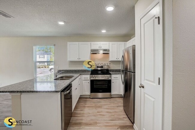 property at 5669 George Ct