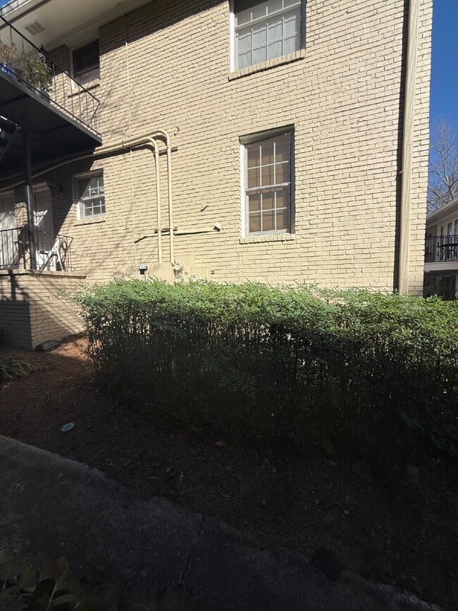 869 Briarcliff Rd NE in Atlanta, GA - Building Photo - Building Photo