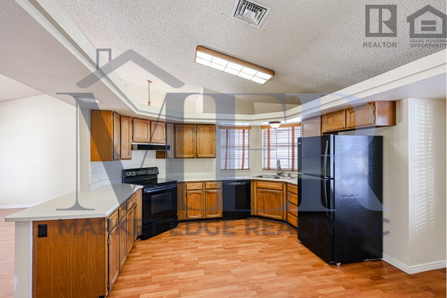 property at 5727 W Villa Maria Dr