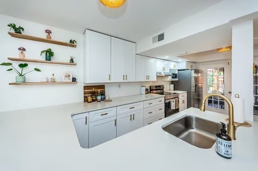 property at 710 Fairwood Forest Dr