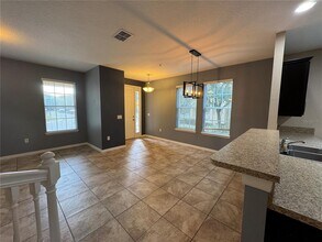 10229 Lake District Ln in Orlando, FL - Building Photo - Building Photo