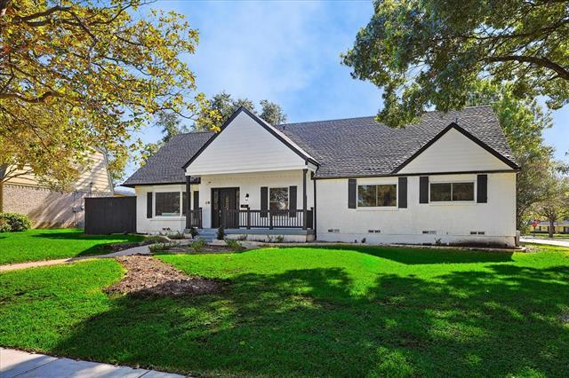 3608 Courtdale Dr in Farmers Branch, TX - Building Photo - Building Photo