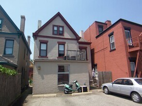 705 S Aiken Ave, Unit 1 in Pittsburgh, PA - Building Photo - Building Photo