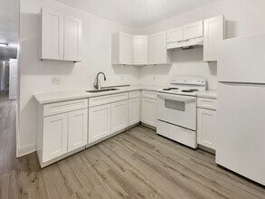 2423 Magnolia St in New Orleans, LA - Building Photo - Building Photo