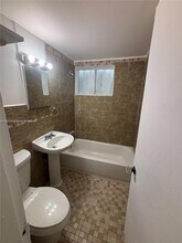 542 NW 8th St in Miami, FL - Building Photo - Building Photo