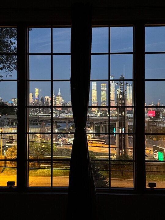 315-1 Park Ave, Unit 315 Unit 1 in Weehawken, NJ - Foto de edificio