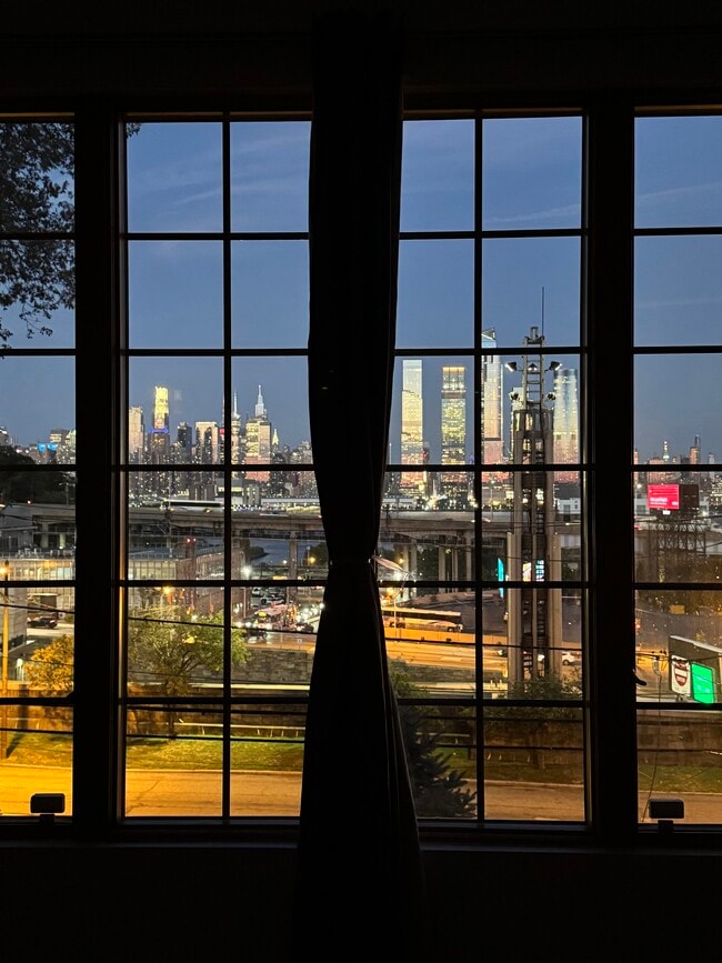 315-1 Park Ave, Unit 315 Unit 1