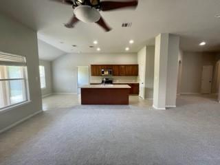 18704 Silent Water Way in Pflugerville, TX - Foto de edificio