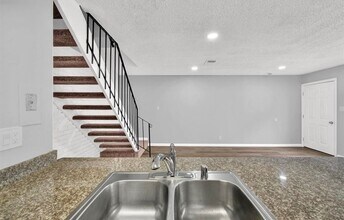 1202 Sycamore Dr in Antioch, CA - Building Photo - Building Photo