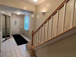 22 Wegman Ct in Jersey City, NJ - Building Photo - Building Photo