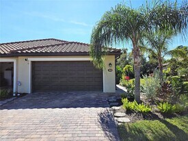 12619 Garibaldi Ln, Unit Apt 206 in Venice, FL - Building Photo