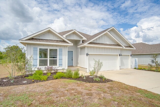 10818 Blacktail Loop in Bellview, FL - Building Photo - Building Photo