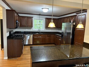58 Leonard St in Meriden, CT - Building Photo - Building Photo