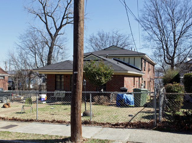 376 Boyd St in Memphis, TN - Building Photo - Building Photo