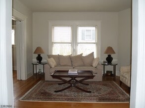 94 Midland Ave in Montclair, NJ - Building Photo - Building Photo