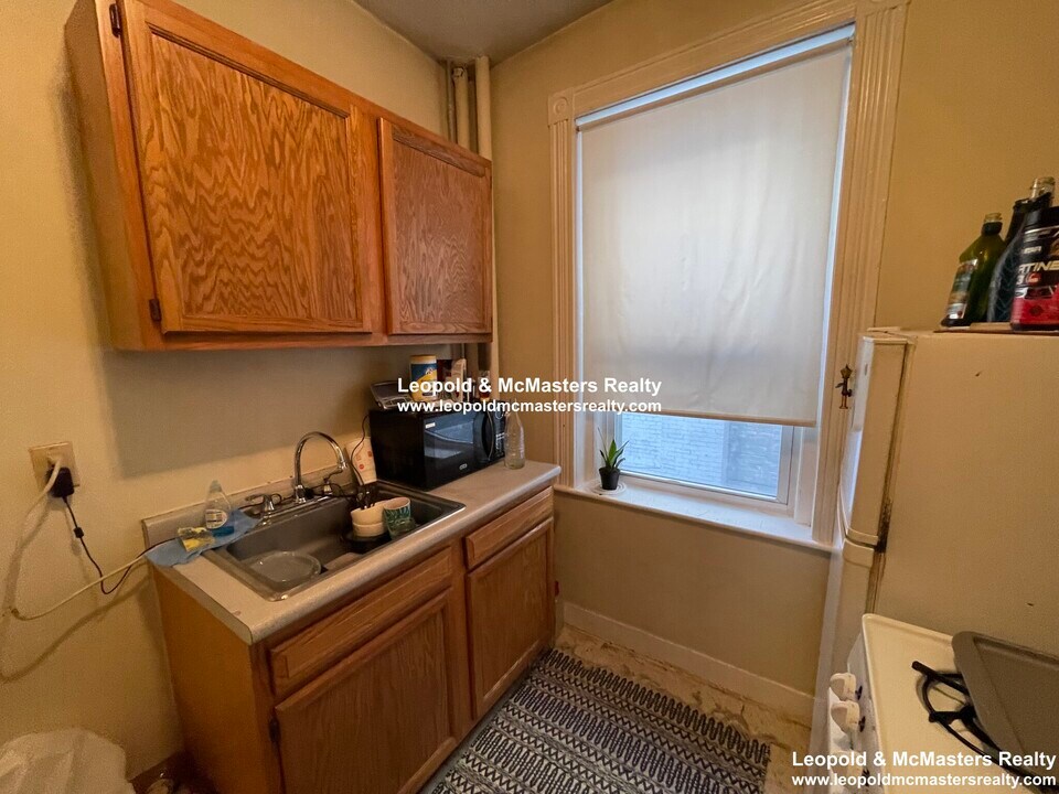 83 Gordon St in Boston, MA - Foto de edificio