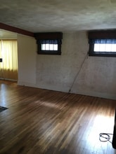 1616 Miriam St in Pittsburgh, PA - Building Photo - Building Photo