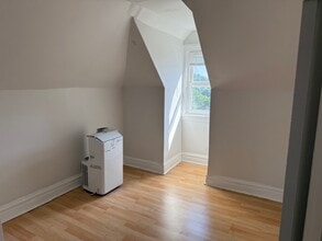 433 Herschel St, Unit Floor 3 in Pittsburgh, PA - Building Photo - Building Photo