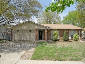 709 Meadow Mead Dr in Allen, TX - Building Photo