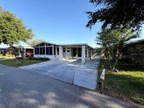 161 Greenview Dr in Winter Haven, FL - Building Photo - Building Photo