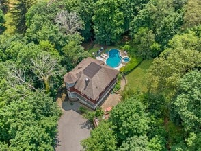 65 Rockledge Dr in Suffern, NY - Building Photo - Building Photo