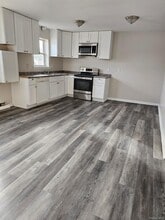 109 Caesars Ln in New Windsor, NY - Building Photo - Building Photo